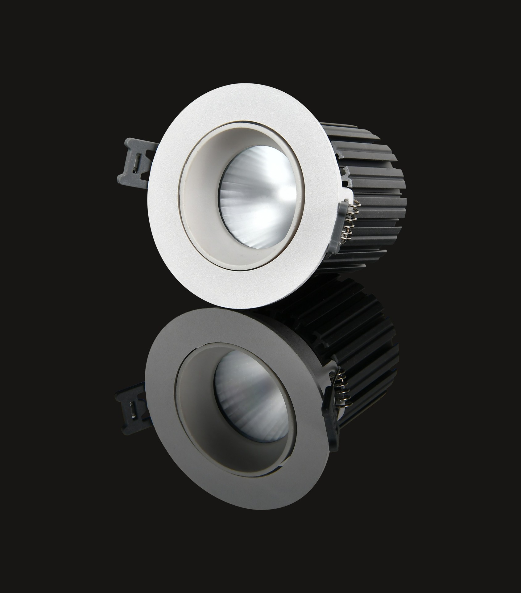 光柚灯具-芳华模组酒店射灯cob嵌入式模组可调角度拆卸面环散热器