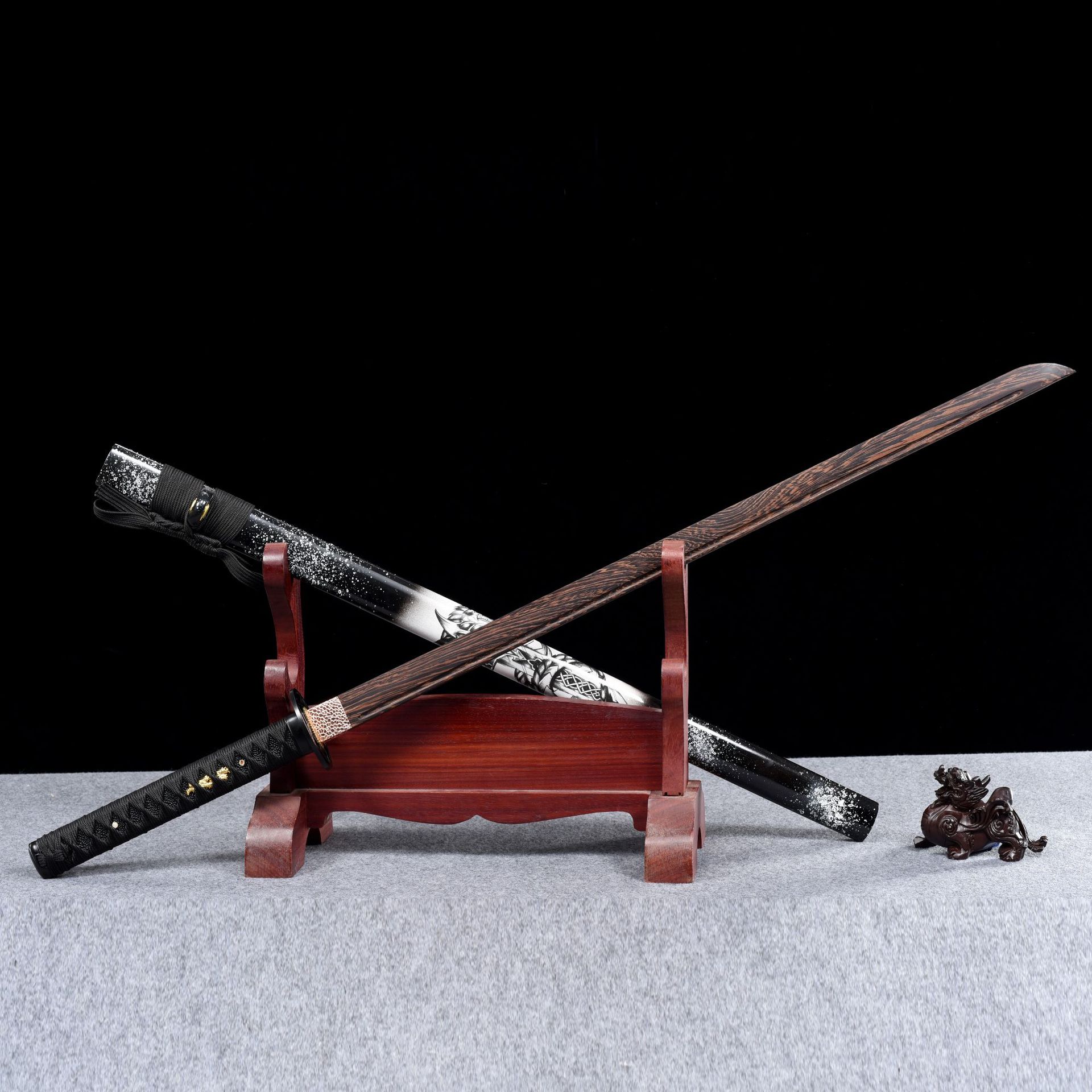 龙泉刀剑手工传统动漫刀剑cos影视道具唐横刀练习武术木刀未开刃