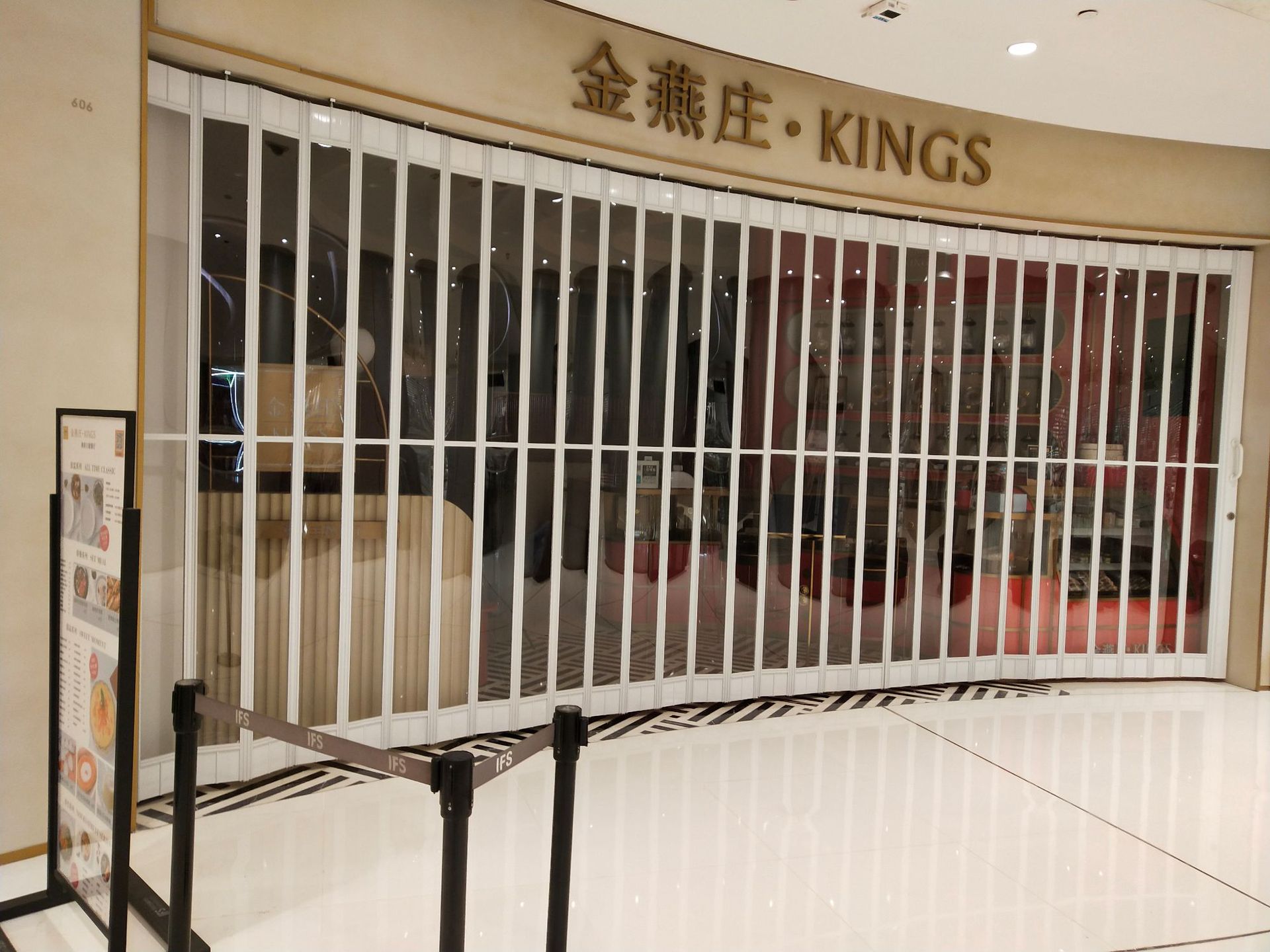 四川安装铝合金吊轨道推拉门 透明折叠门 商场隐形门 大量现货