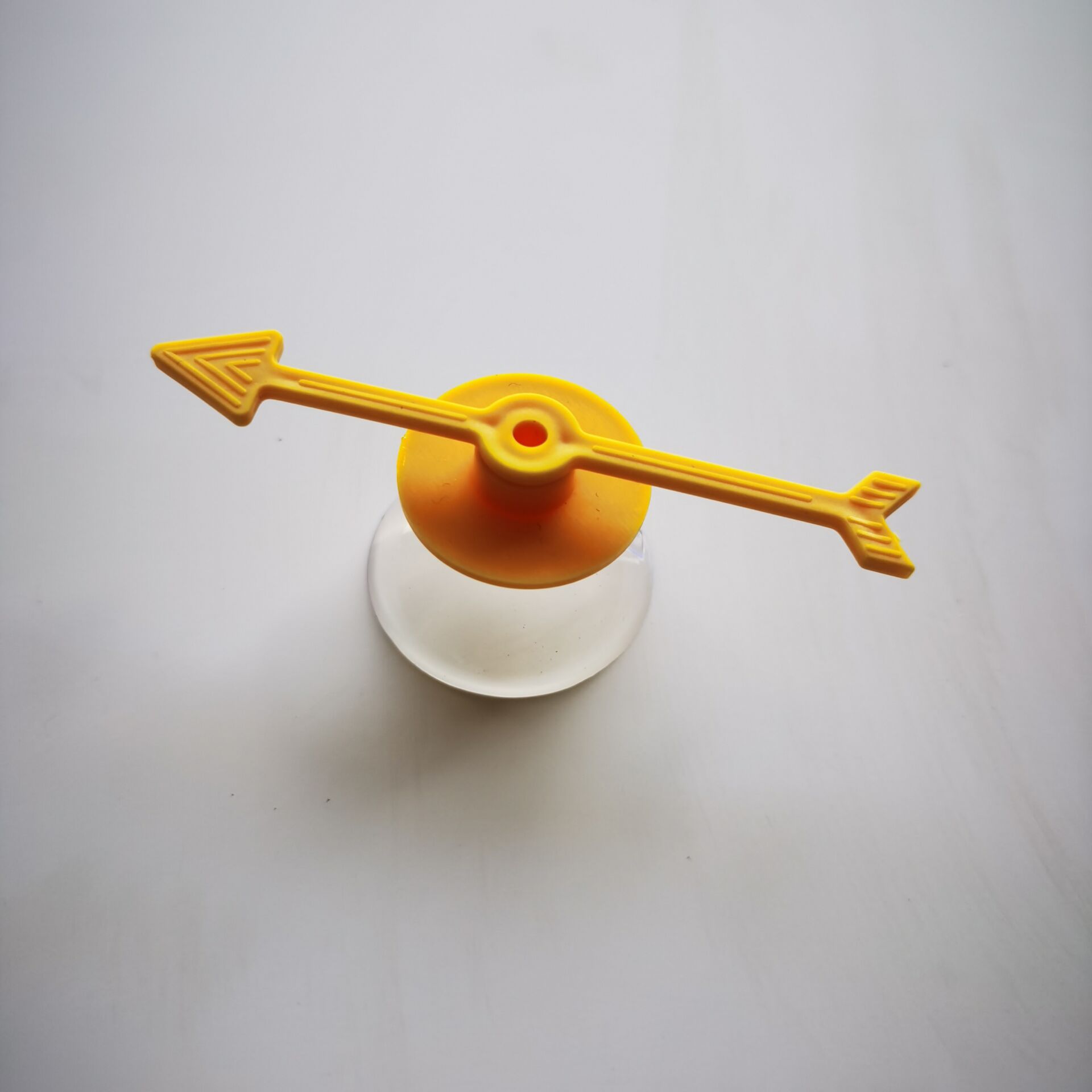 卡纸互动转盘棋子塑胶旋转箭头10cm吸盘指针儿童智力玩具桌游配件