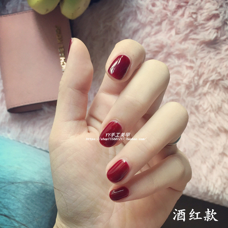 成品美甲可拆卸可爱短款纯色少女豆沙粉酒红小仙女穿戴式假指甲