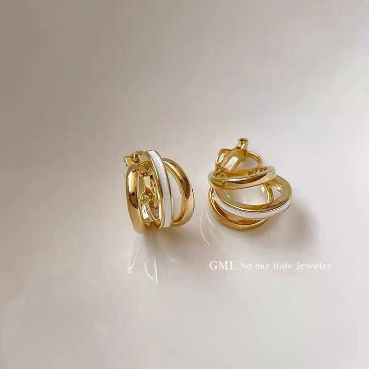 Curved Earring Ear Clip Metallic Korean Style New Affordable Luxury Fashion Niche Temperament All-Match Cold Circle