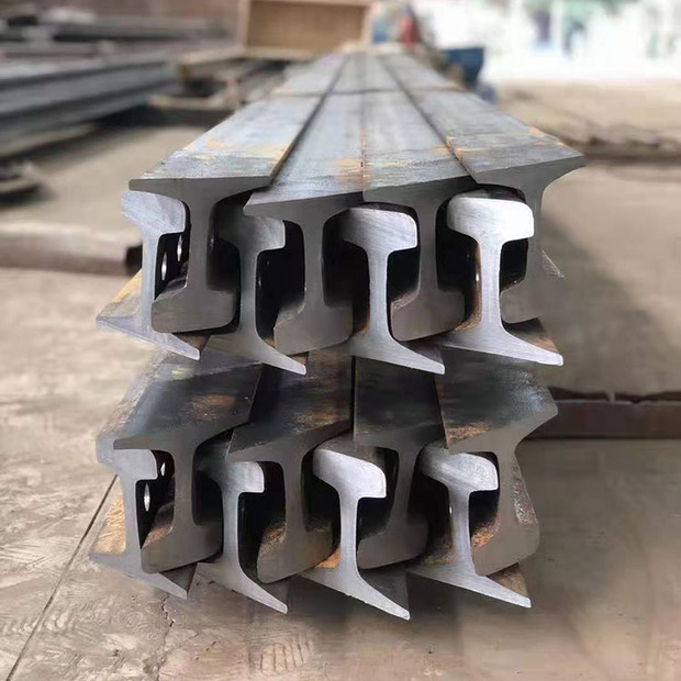 供应攀钢钢轨 轻轨 重轨 起重轨 吊车轨 24kg钢轨 钢轨38kg