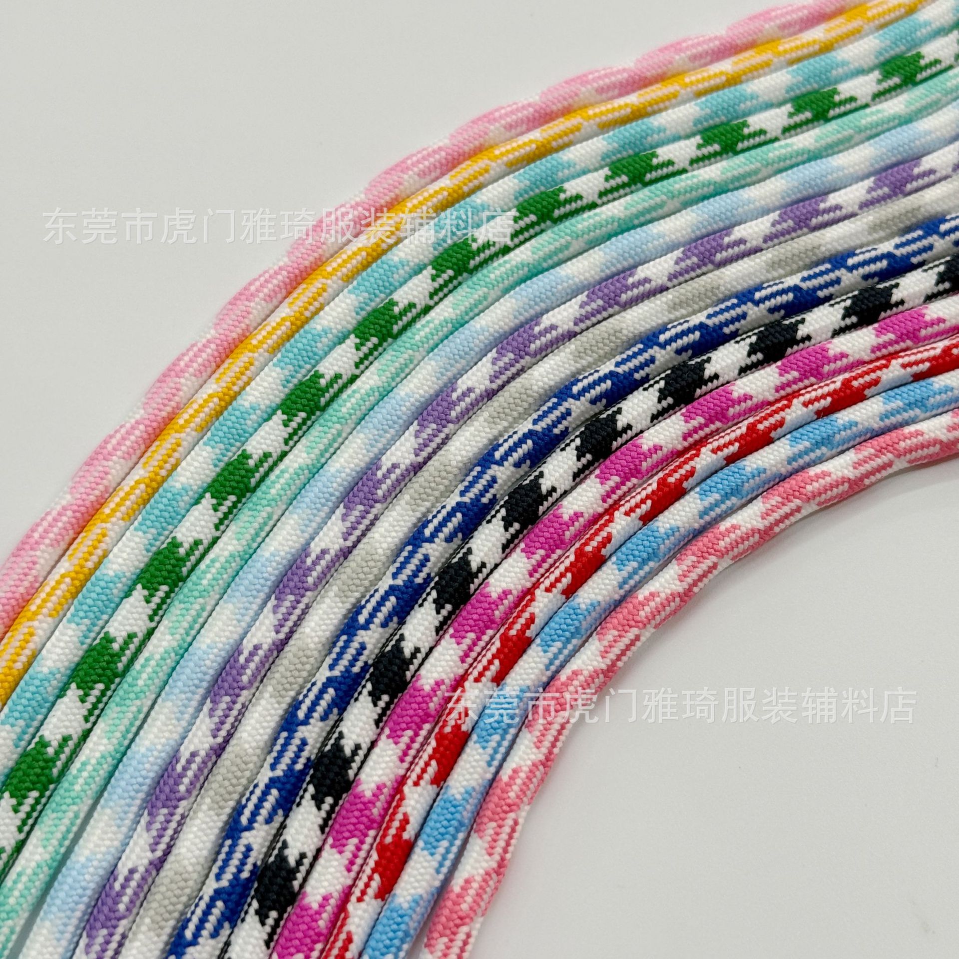 工厂现货4mm涤纶圆绳帽绳手机钥匙扣球包挂件绳DIY手工挂绳鞋带