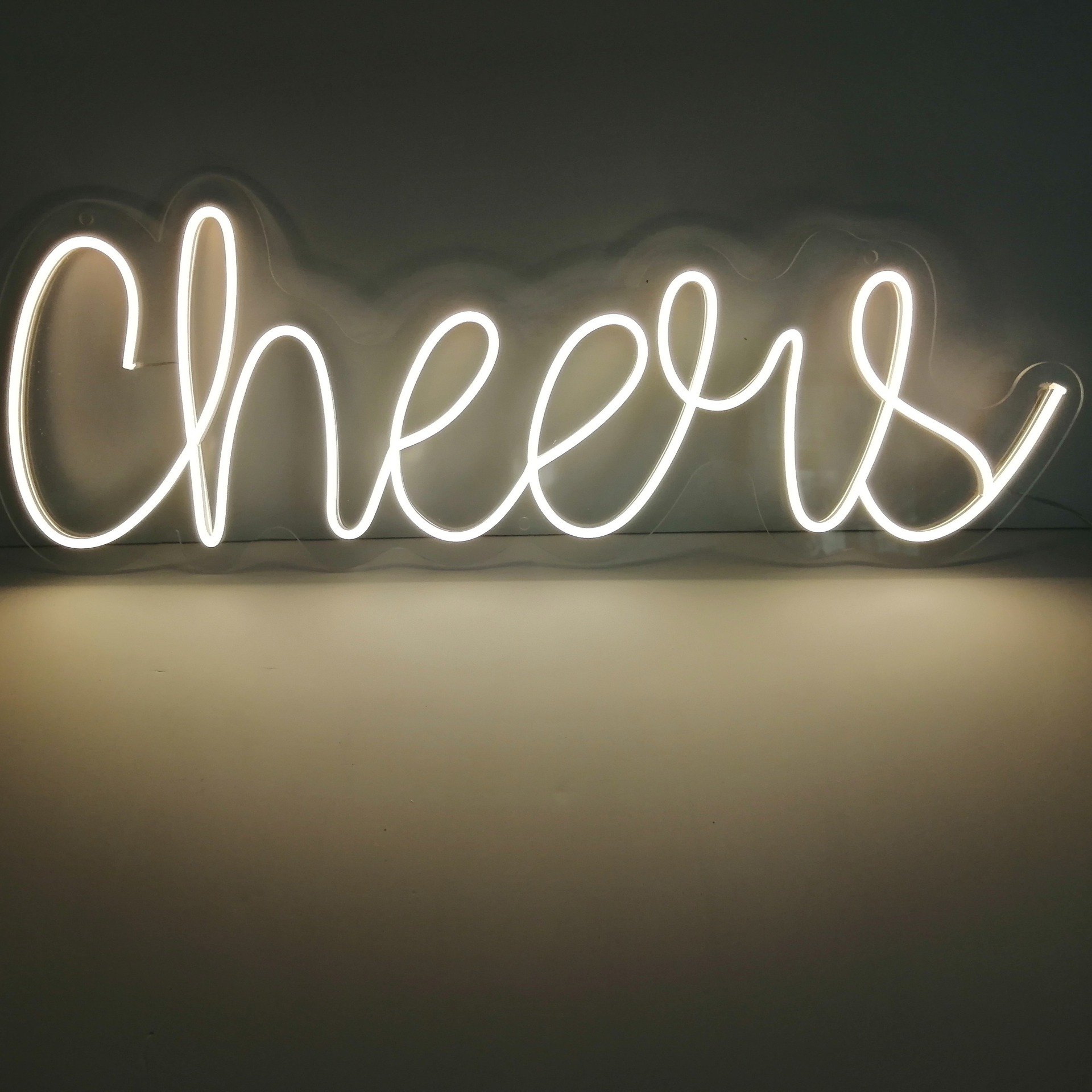 霓虹灯led造型字母灯外贸跨境英文霓虹灯硅胶柔性背景墙装饰灯牌