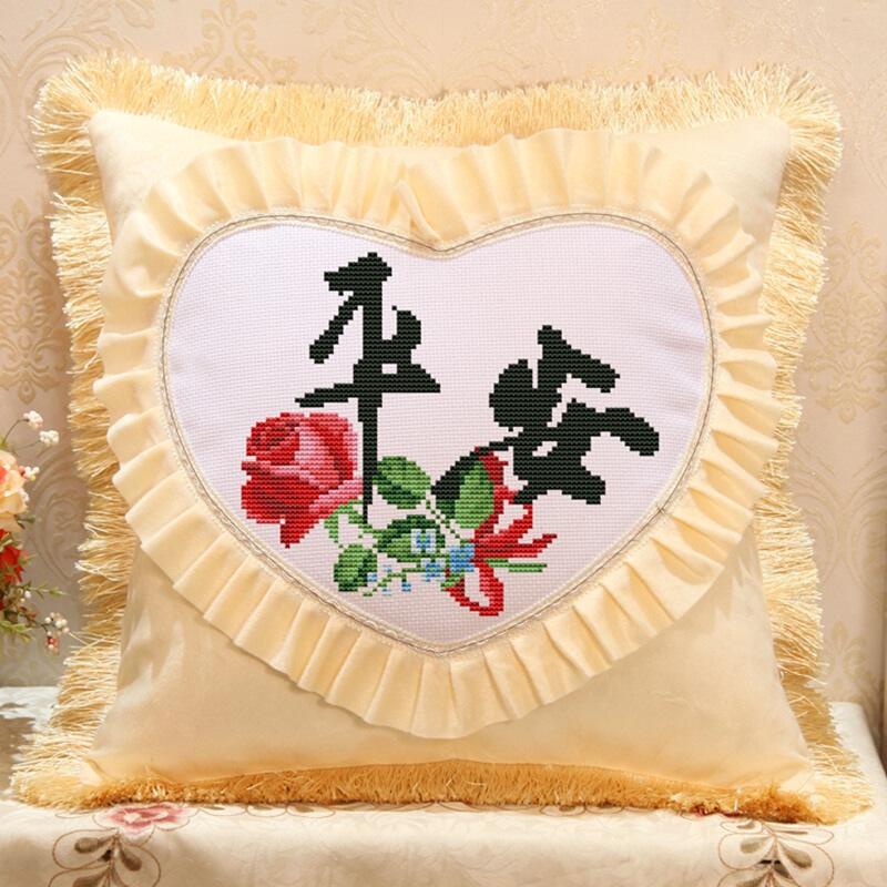 十字绣抱枕新款印花情侣可爱卡通送礼物绒布汽车沙发靠枕平安幸福