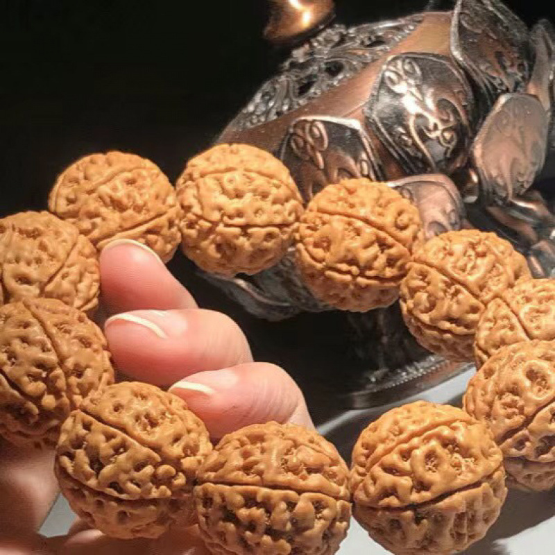 尼泊尔黄皮满肉大金刚菩提子手串男士 天然多瓣原籽文玩手链六七