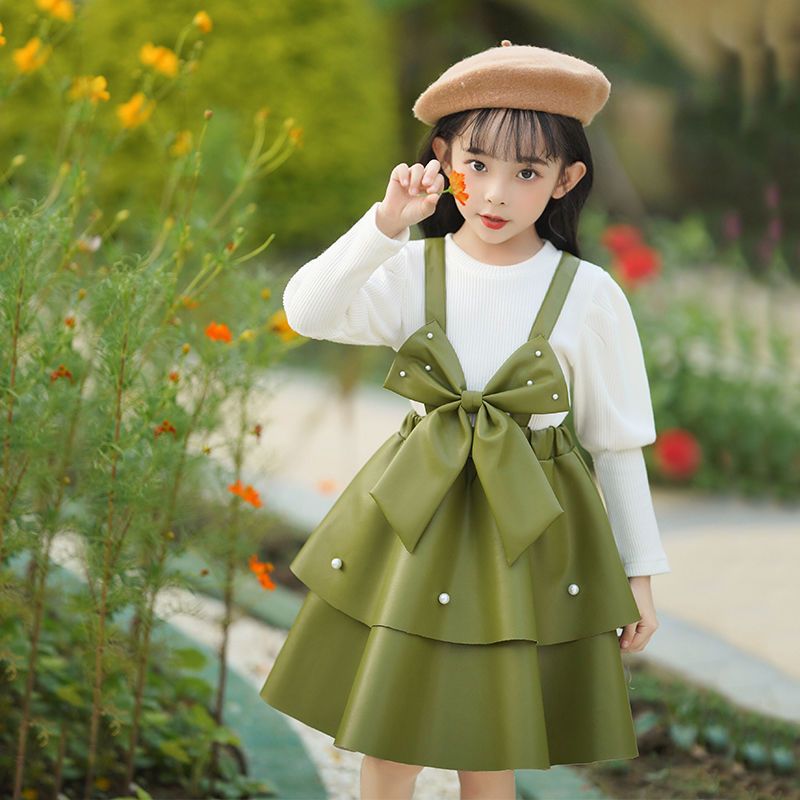 女童秋装套装新款2024儿童背带裙小女孩吊带裙网红皮裙春秋两件套