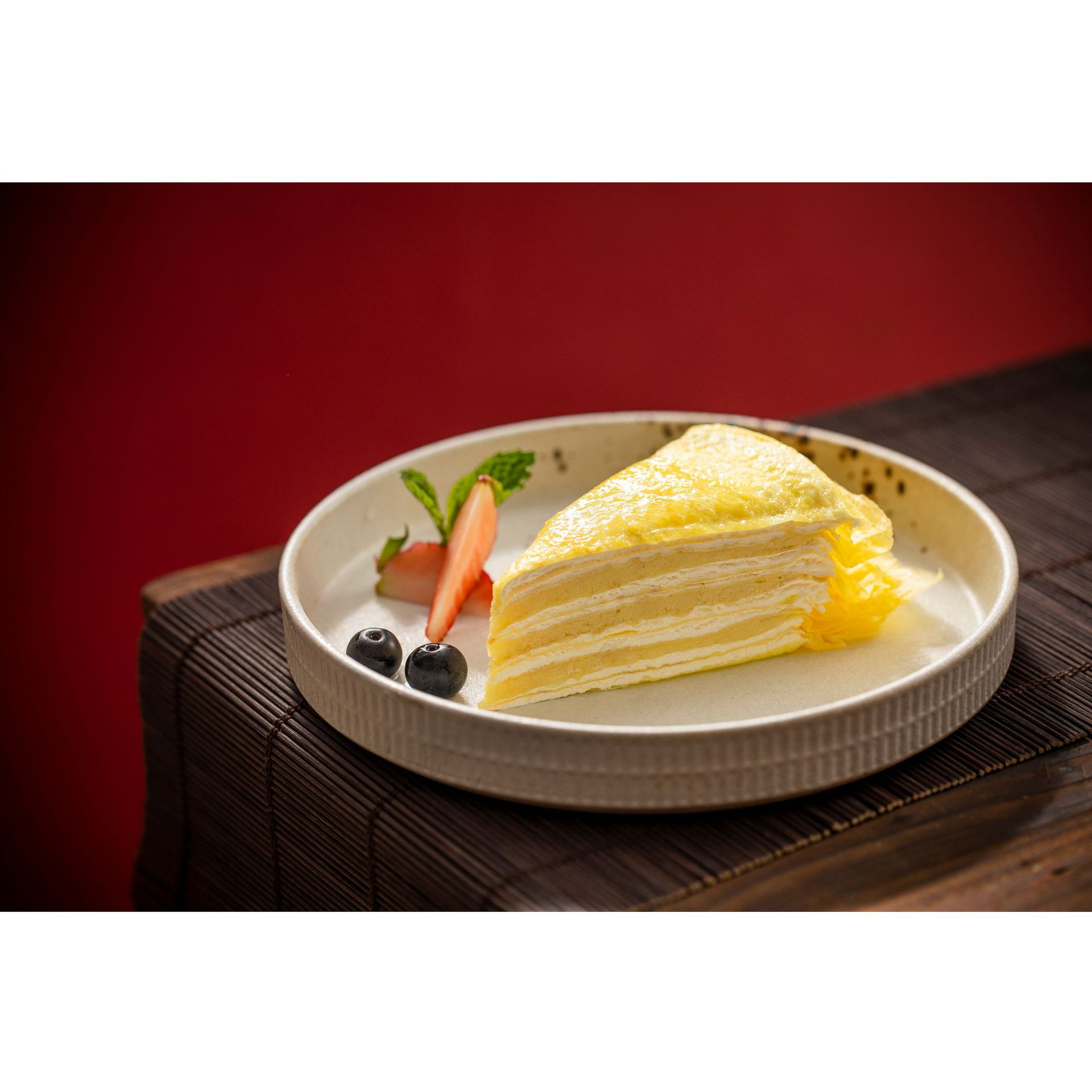 网红爆浆榴莲千层泰国金枕榴莲8寸850g冷冻慕斯蛋糕甜品