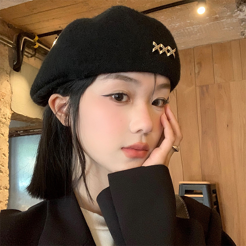 black beret women‘s autumn and winter korean style all-matching woolen warm face small hat big head circumference beret painter hat
