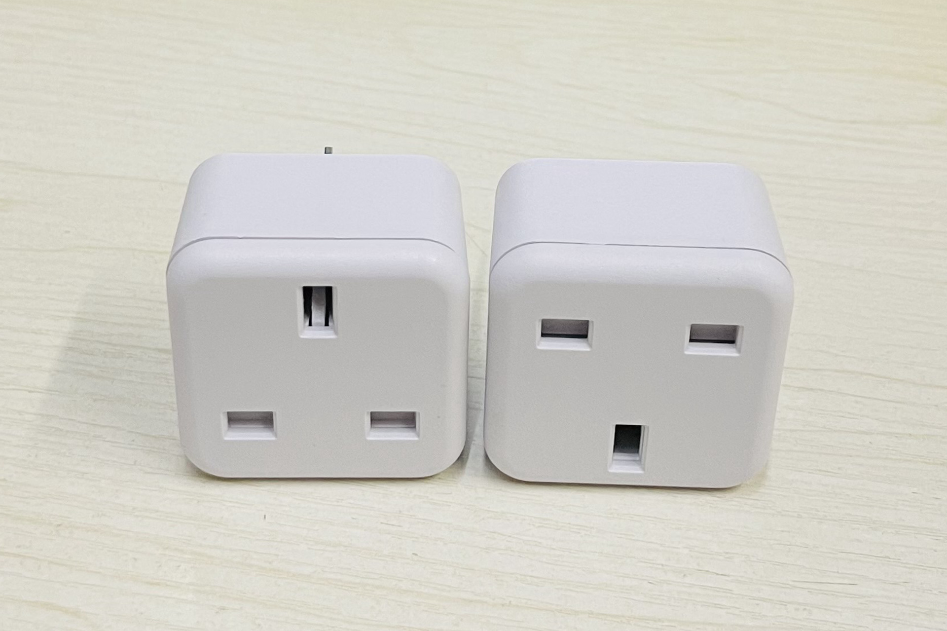 澳规三扁10a转16a转换插头英规转澳规转接头三脚转换插座2500瓦