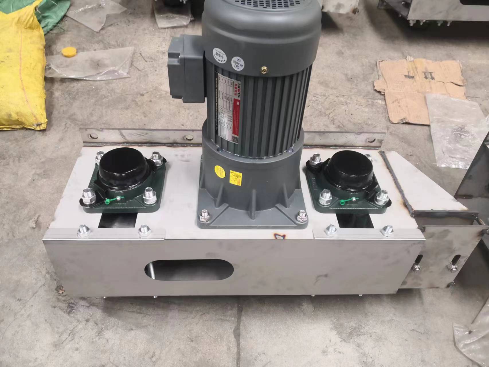 全自动刮粪机不锈钢自动刮粪机猪场牛场刮粪机养殖场粪便处理设备