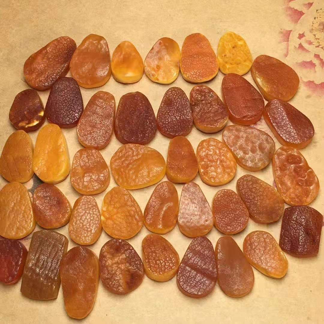 天然琥珀蜜蜡原石蜡质饱满形状规整可自行diy厂家直售