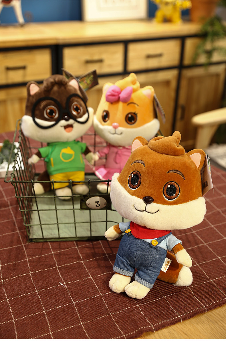 三只松鼠公仔可爱松鼠玩偶毛绒玩具仓鼠发箍斜挎包包娃娃礼物女