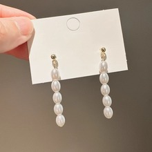 新款温柔法式人造珍珠耳钉精致高级气质百搭小众设计925银针耳饰
