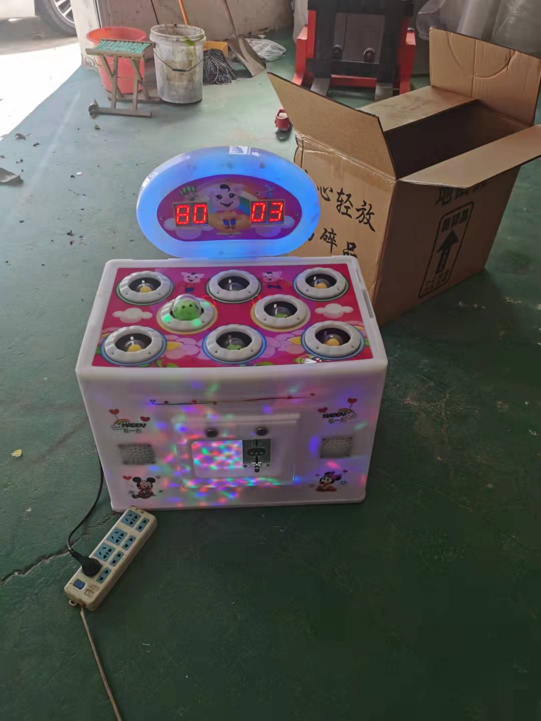 打地鼠儿童游戏机超市门口摆放投币式商用格斗游艺机拍拍乐套牛机