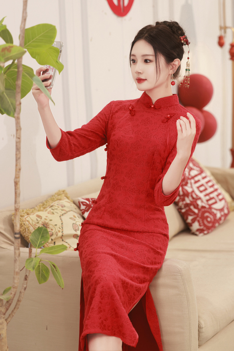 红色旗袍敬酒服新娘小个子中式订婚结婚礼服2023新款秋季中袖蕾丝