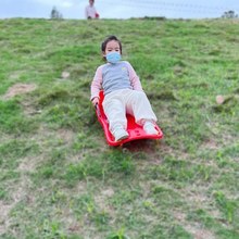 滑草板儿童划草垫草地滑雪板单板双人加厚爬犁成人滑沙板小孩橇车