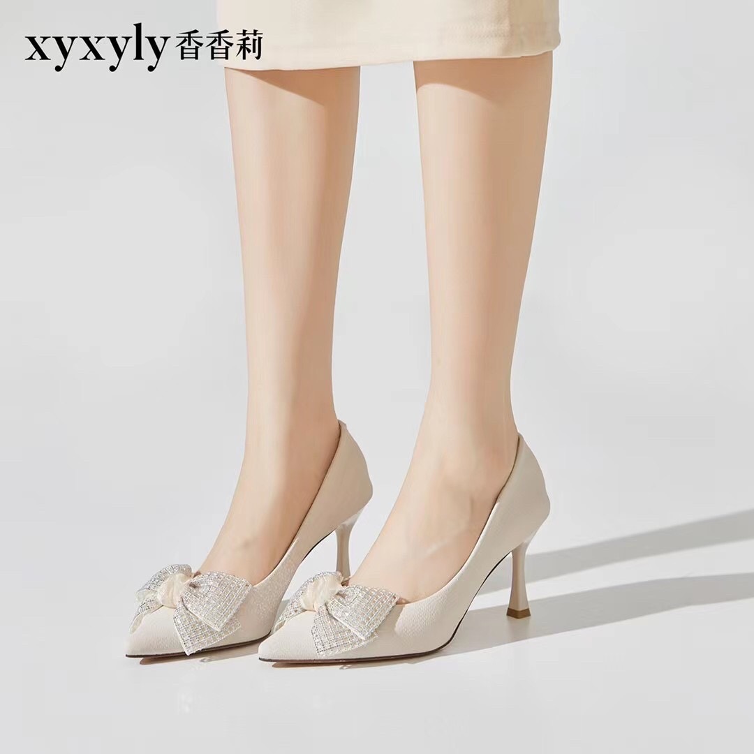 香香莉2022秋尖头时尚高跟鞋女韩版百搭浅口水钻蝴蝶结细跟单鞋女