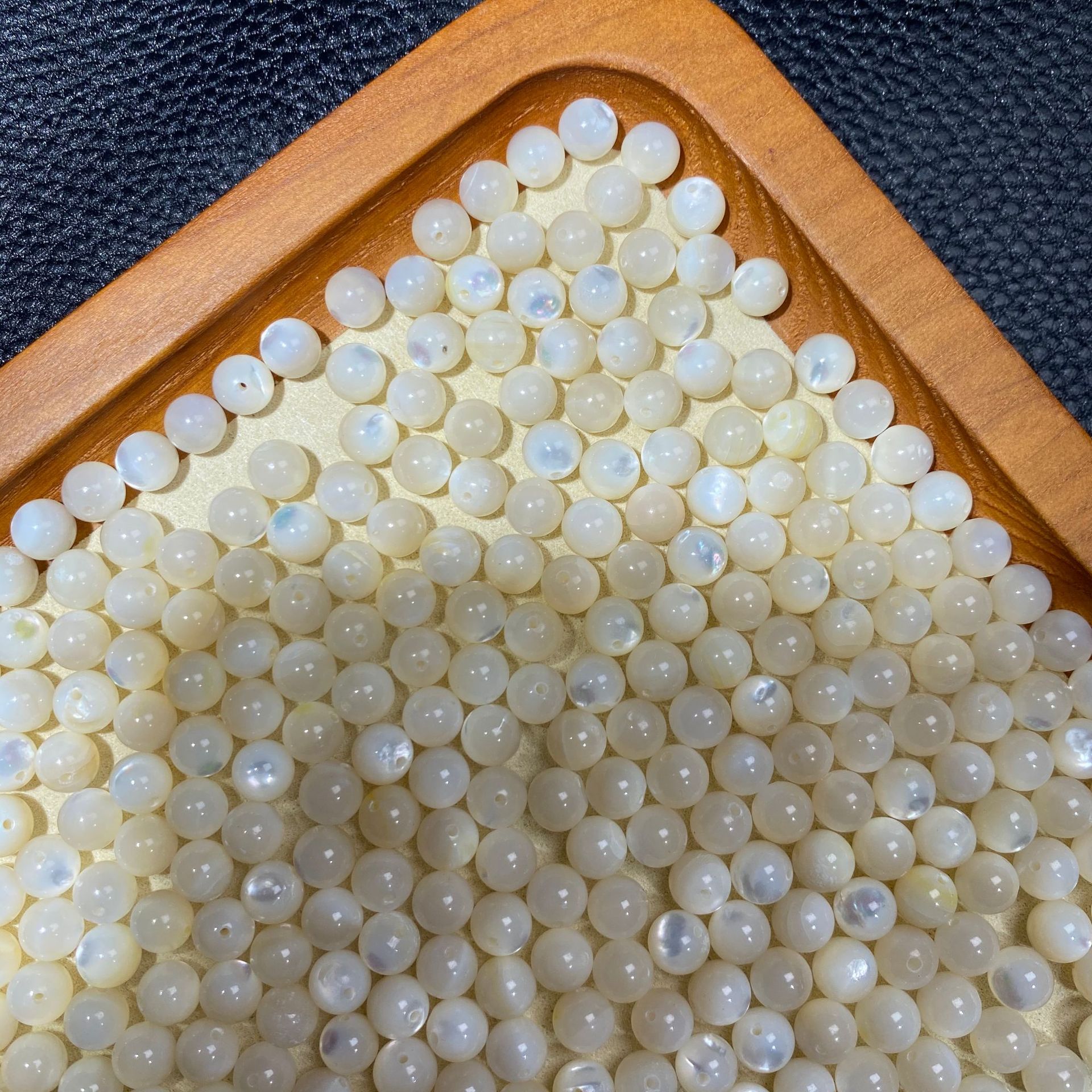 白贝母散珠 时尚ol白蝶贝圆珠手饰项链配件手工diy串珠贝壳珠批发