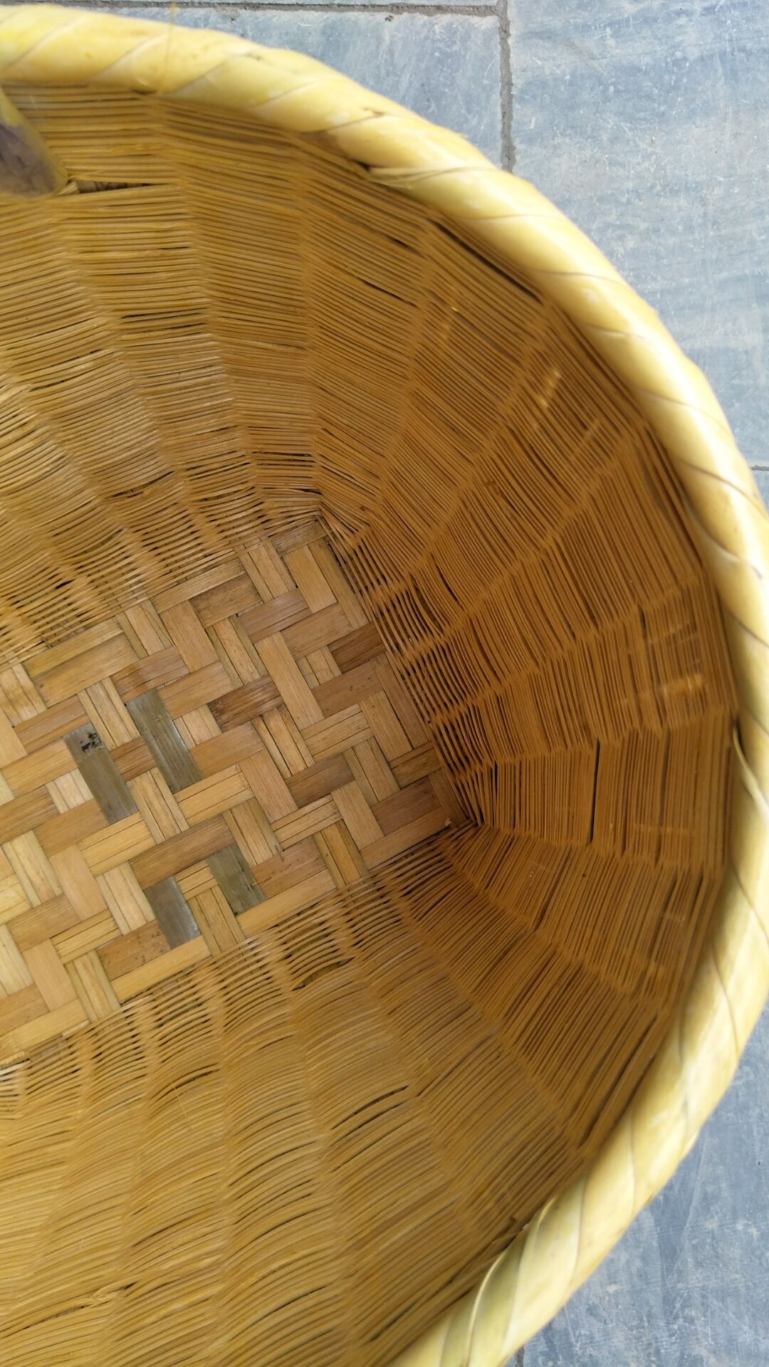 批发贵州纯手工背篓 背篼精品背筐 菜筐 背娄 背箩-阿里巴巴