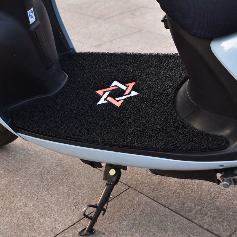 小龟车胶垫电动车脚踏垫摩托车脚垫踏板通用裁剪款加厚自剪雅迪