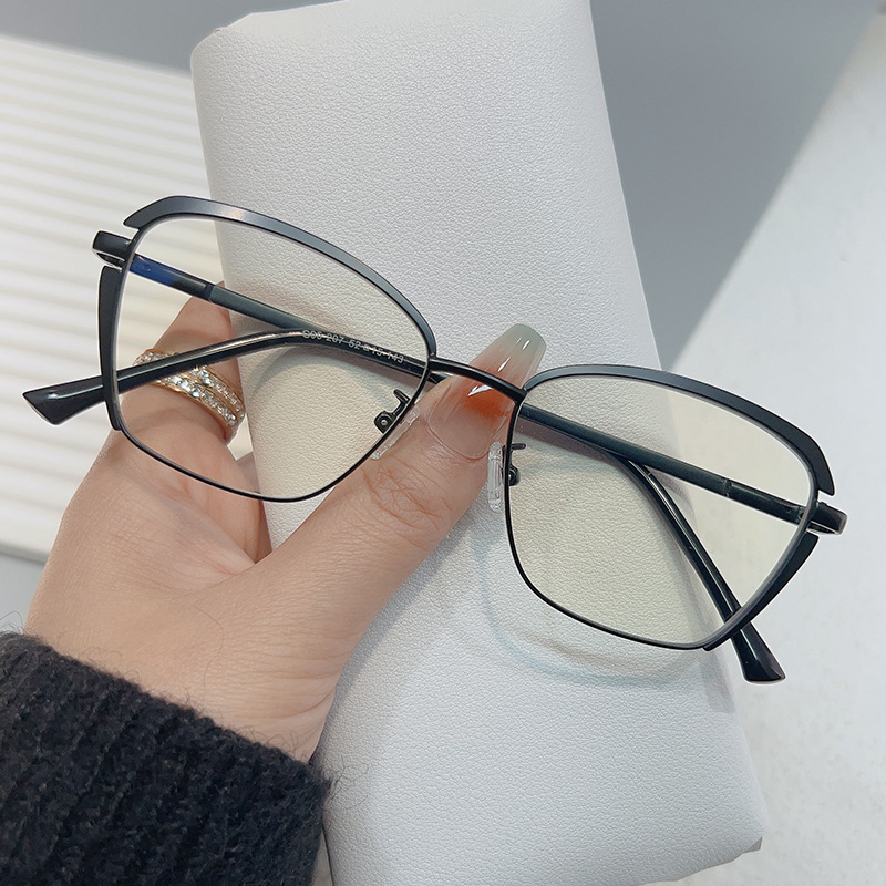 2023 Spring New Brown Internet-Famous Glasses Plain Face Small Fashion Metal Frame Unisex