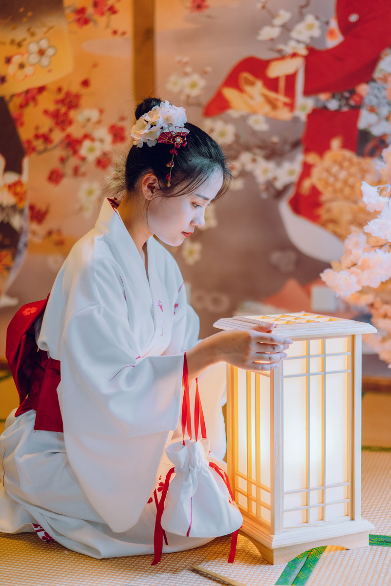 处理 日本和服改良版神明少女写真和风图片版权有提示看详情