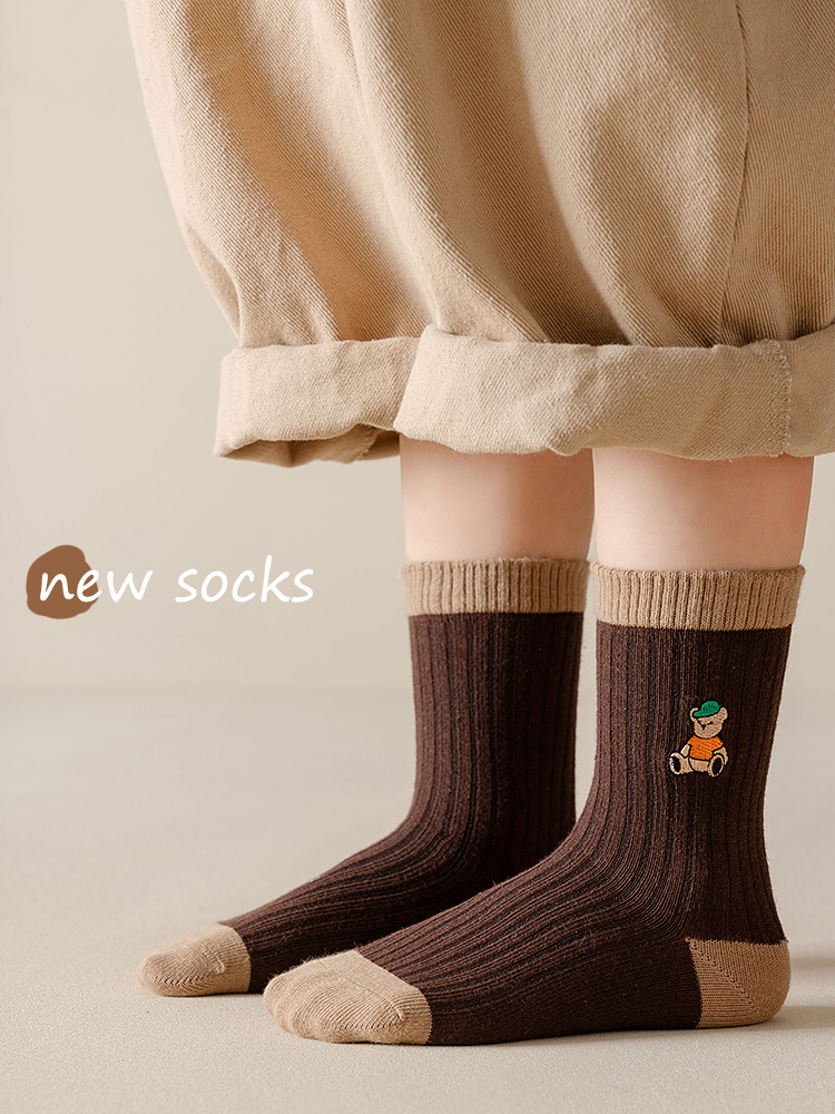New Children's Socks Autumn Tube Socks Boys and Girls Retro Cartoon Embroidered Bear Baby Socks Autumn Cotton Socks