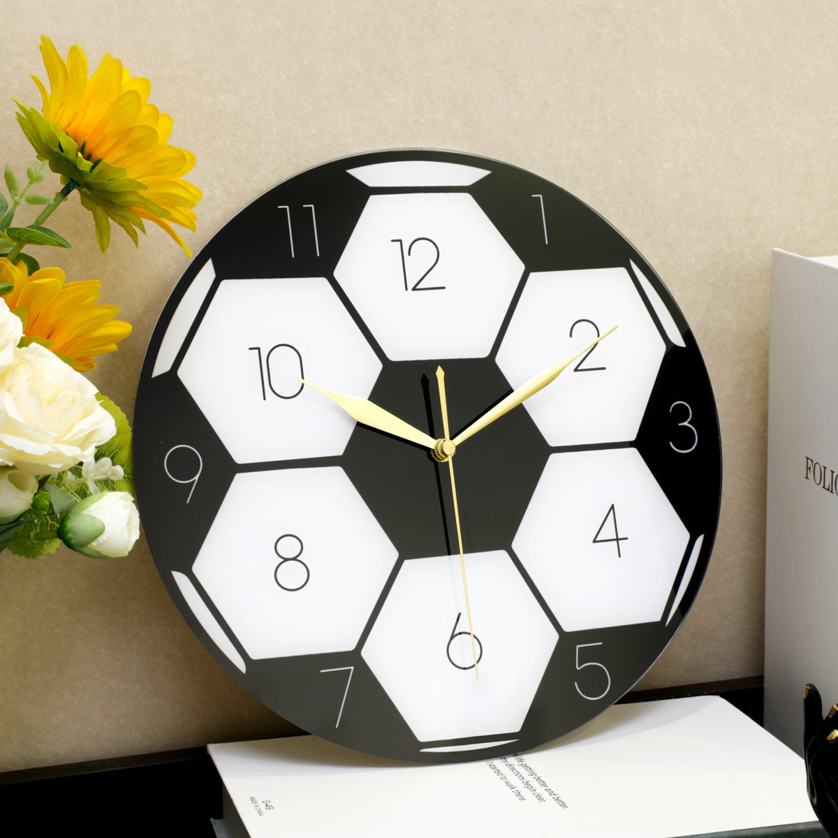 Football Creative Acrylic Wall Clock for Party Restaurant Ktv Family Living Room Bedroom Office Decorations Mute