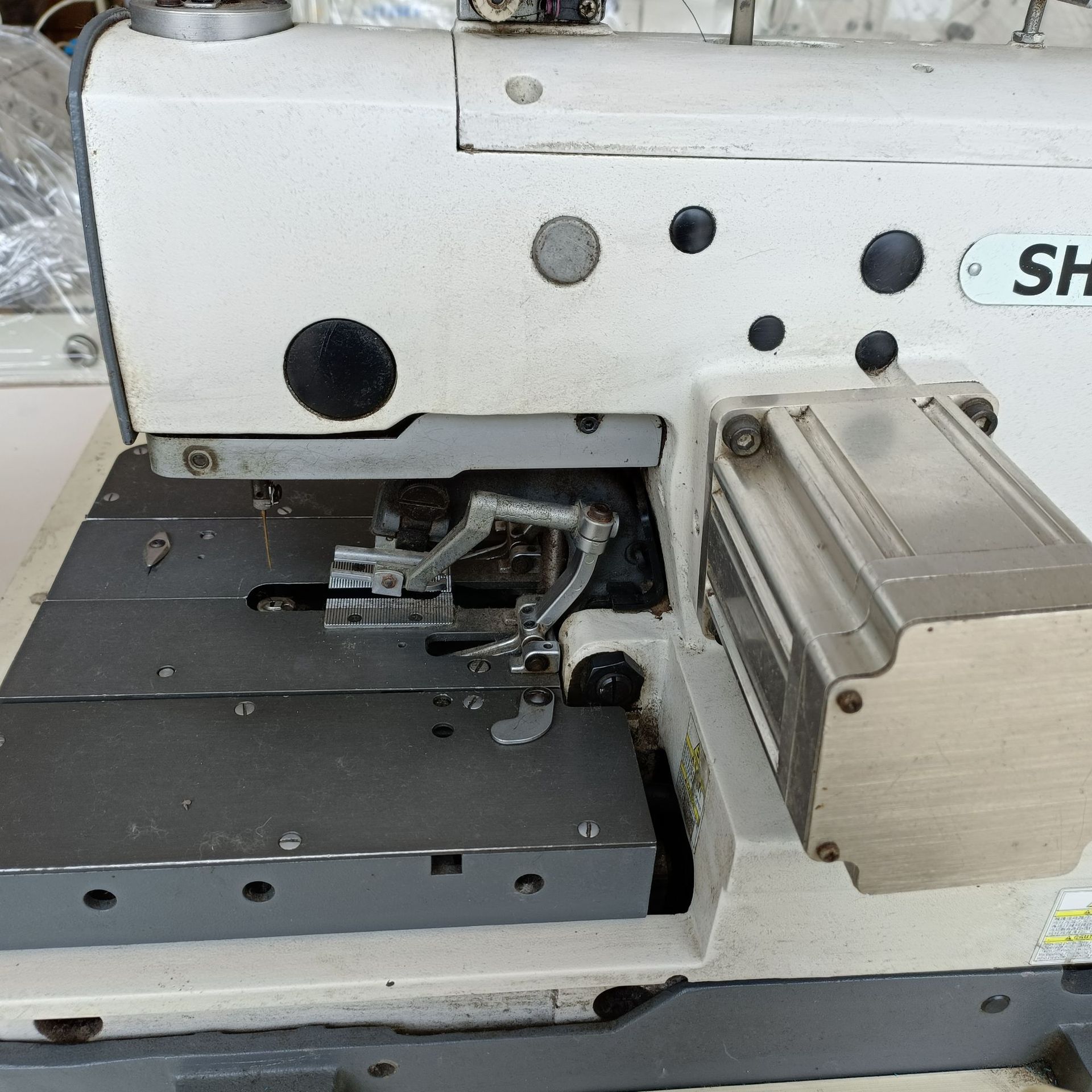 电脑高速全自动平头锁眼机重机9成新便宜智能