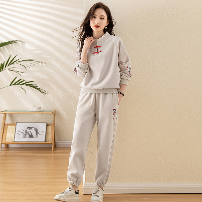 运动套装春秋 女图片-海量高清运动套装春秋 女图片大全 - 阿里巴巴