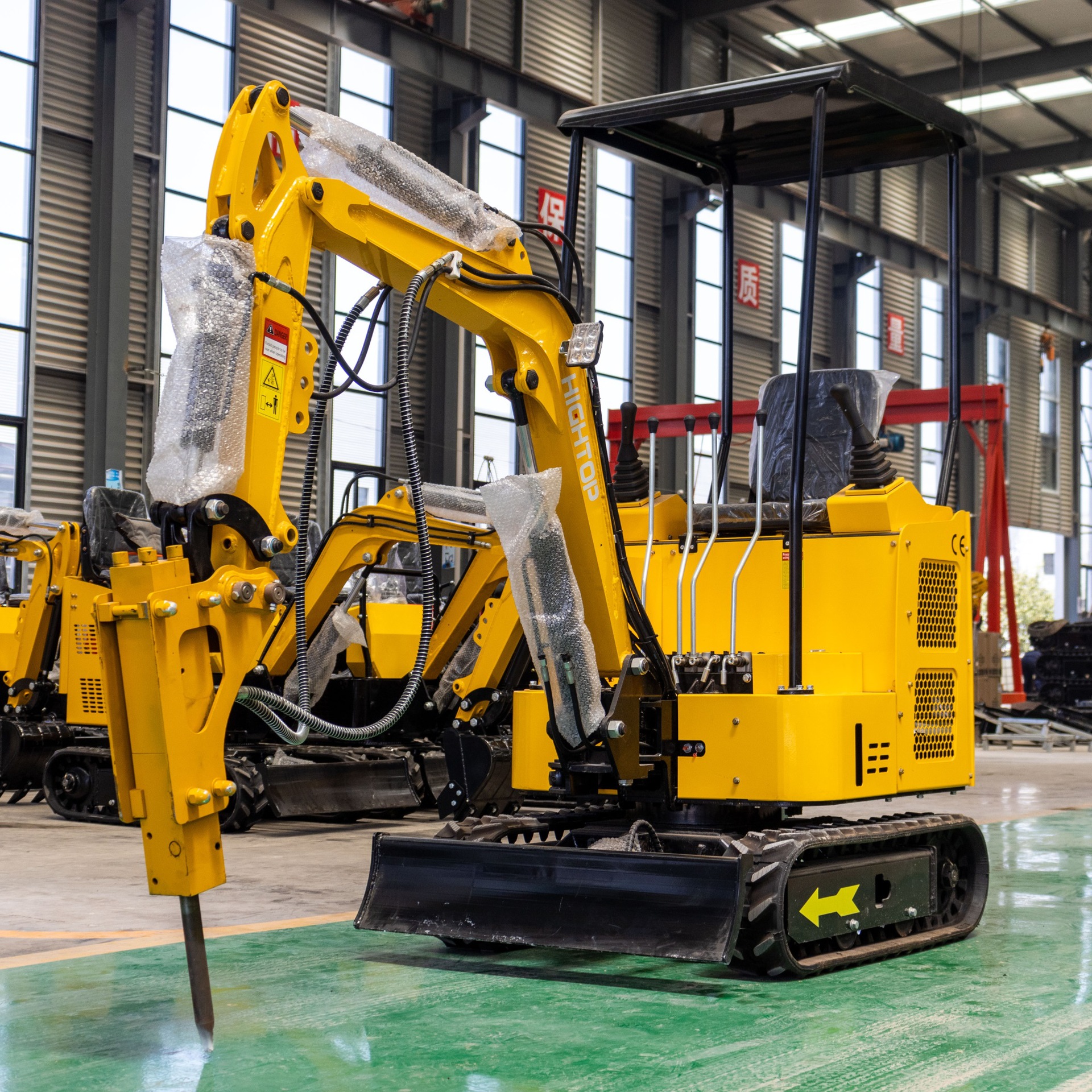 5吨小型挖掘机带破碎锤 道路破碎挖沟机 15小挖机炮锤拆除