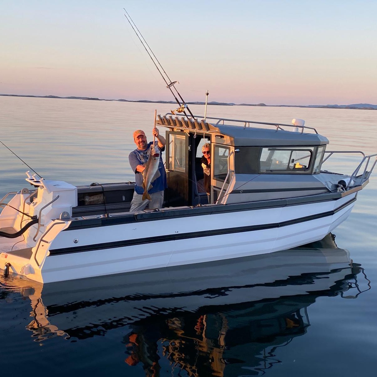 easycraft铝合金钓鱼艇白黑相间出海必备钓鱼船