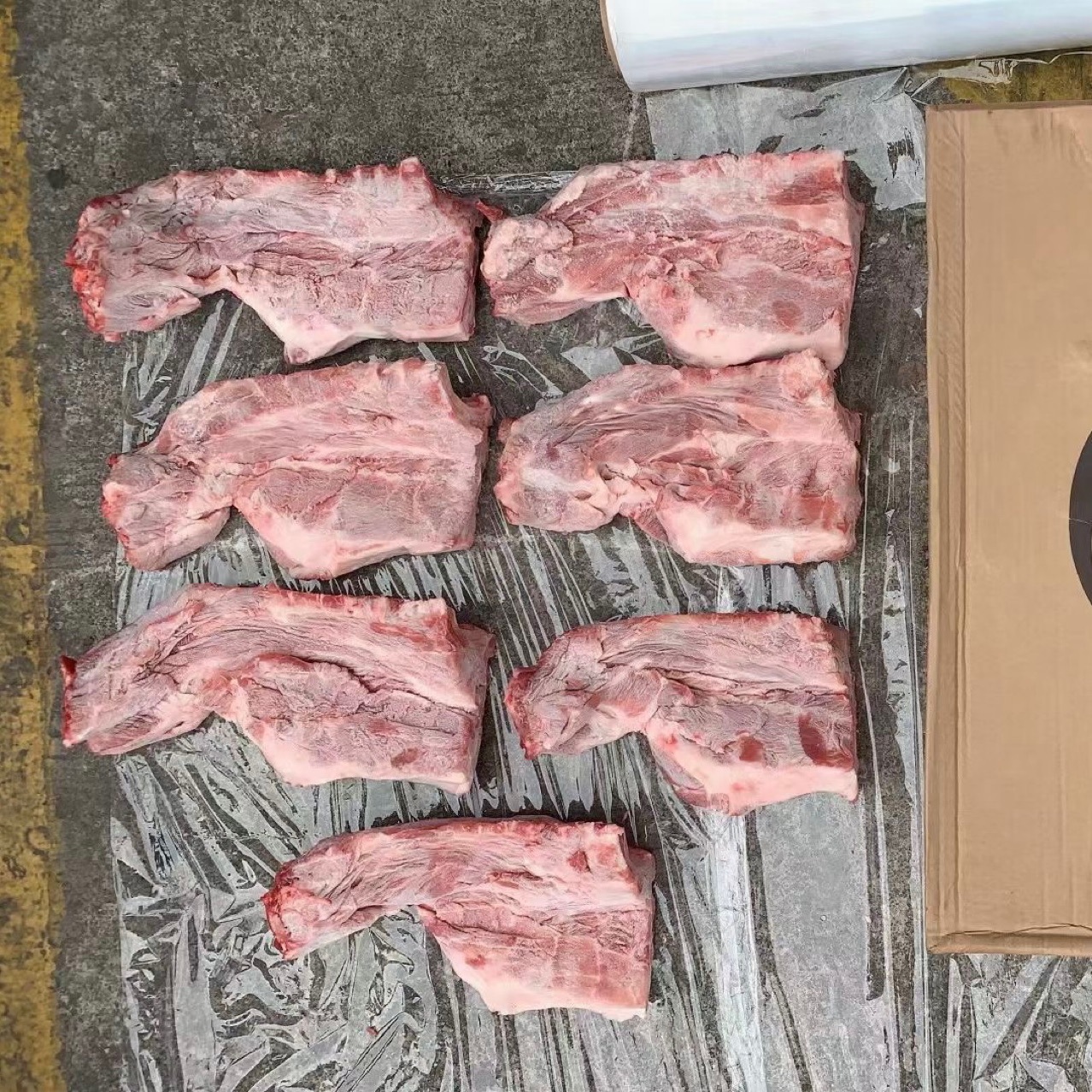 港口直销 巴西进口冷冻猪颈骨 猪脖骨 酱骨头原料 20斤/箱-阿里巴巴