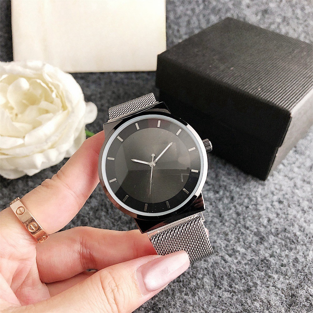 男士运动型手表男款时尚防水玫瑰金学生腕表潮流简约网带石英手表