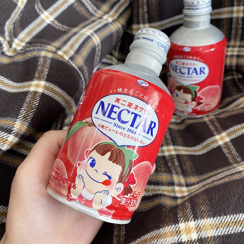 日本进口饮品不二家牛奶妹子弹头白桃果汁水蜜桃果肉饮料整箱批发
