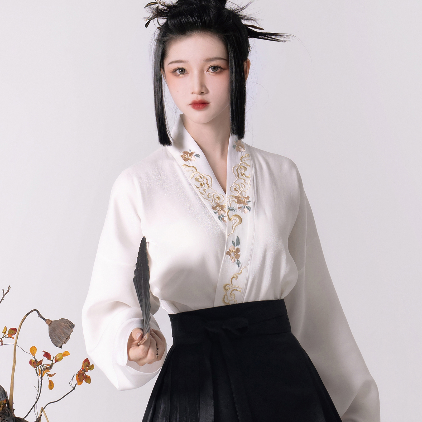 Suyu Huashang Youlong Treading Snow Ming Horse-Face Skirt Imitation Makeup Flower Women's Han Chinese Clothing Aircraft Sleeve New Year Autumn and Winter Suit