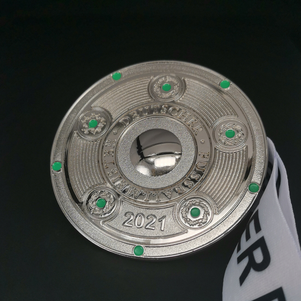 2021德甲六冠奖牌拜仁慕尼黑 2018足球挂牌球迷收藏个人版纪念品