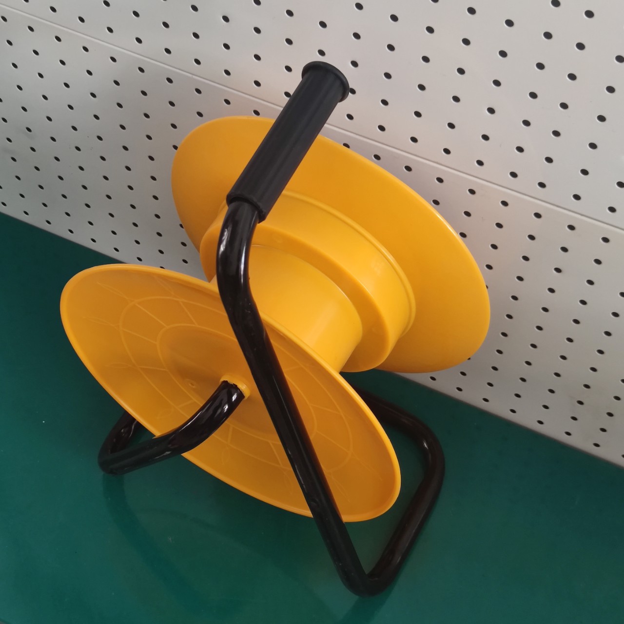 工地移动电缆盘 塑料4位插座带漏电卷线盘 电线电缆收纳缠线盘