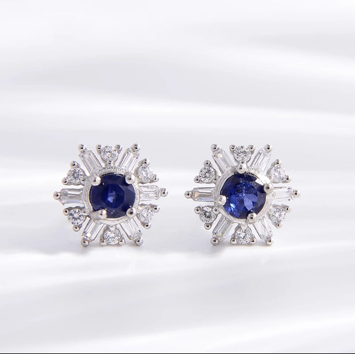 天然蓝宝石耳钉 s925银镶高级彩宝女蓝宝石蛋面耳饰 水晶饰品批发