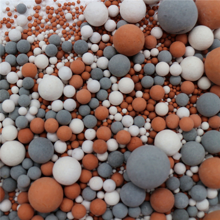 工厂定制麦饭石球多种规格多种含量矿石球陶瓷净水球麦饭石球