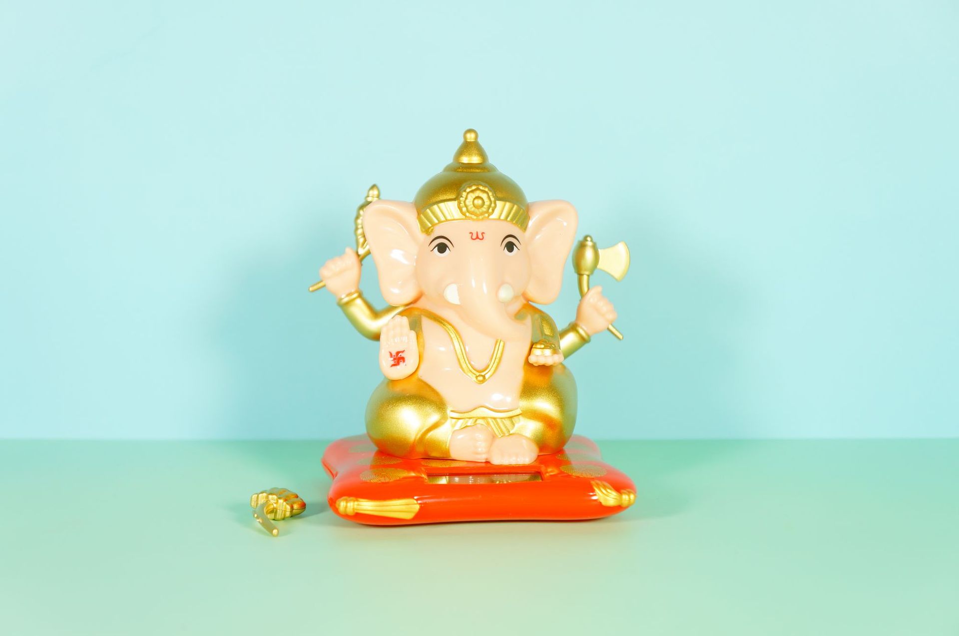 新品大号太阳能象神 神像摆件 泰国象头神冲天办公室店铺招财摆件