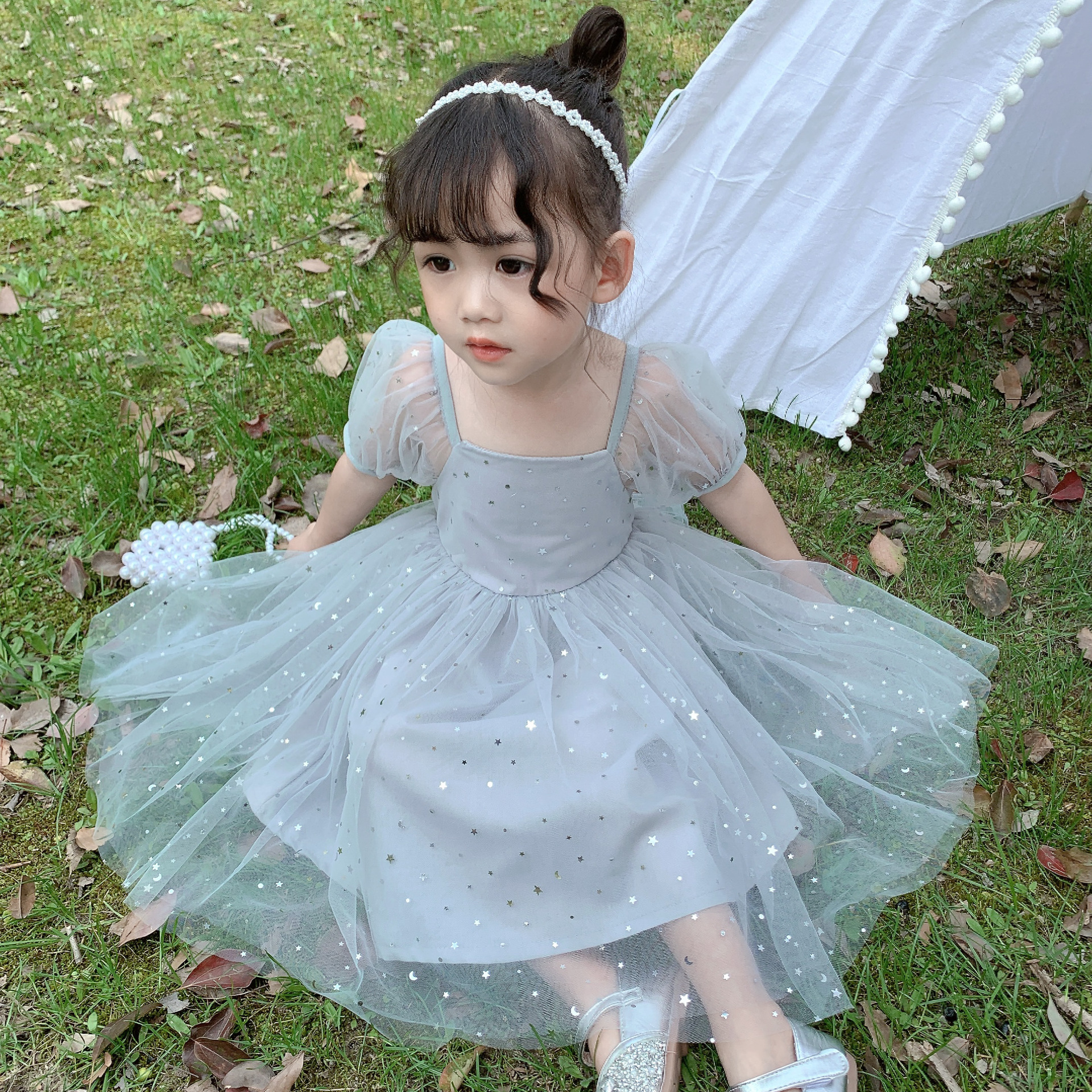 女童夏装连衣裙2022新款儿童超仙星星亮片蓬蓬纱裙女孩礼服公主裙