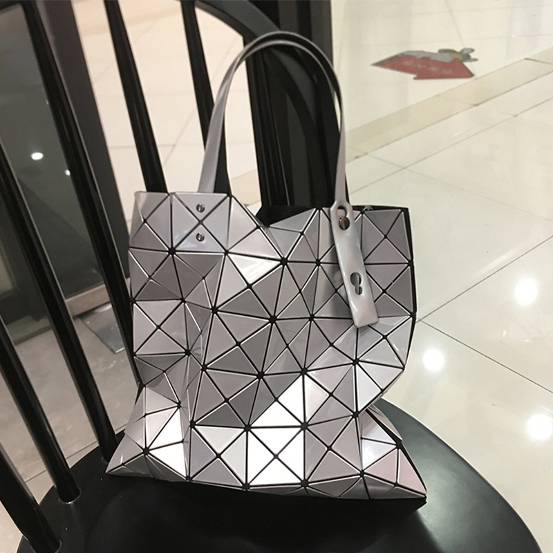 日本几何包女2024新款时尚单肩包通勤六格大容量托特包菱格手提包