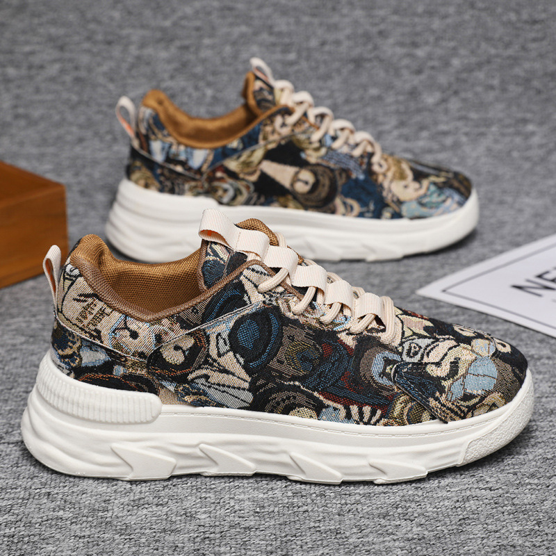 新款小熊涂鸦男士板鞋潮流复古印花运动鞋休闲户外百搭男鞋批发