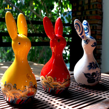 中秋礼品家居用品陶瓷兔子摆件书房客厅装饰卡通可爱中式礼物批发
