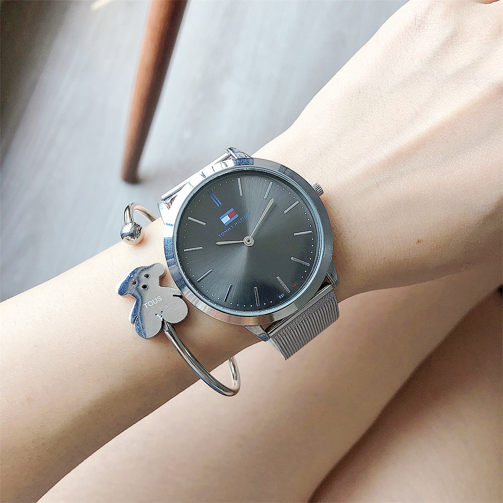 跨境手表爆款男士和女士手表抖音网红女表不锈钢网带手表dw watch