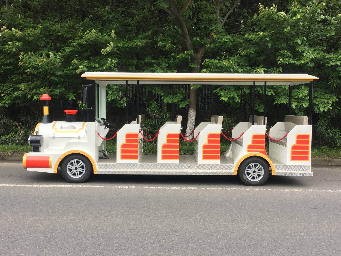 景区电动小火车创意儿童观光电动小火车无轨摆渡电动车