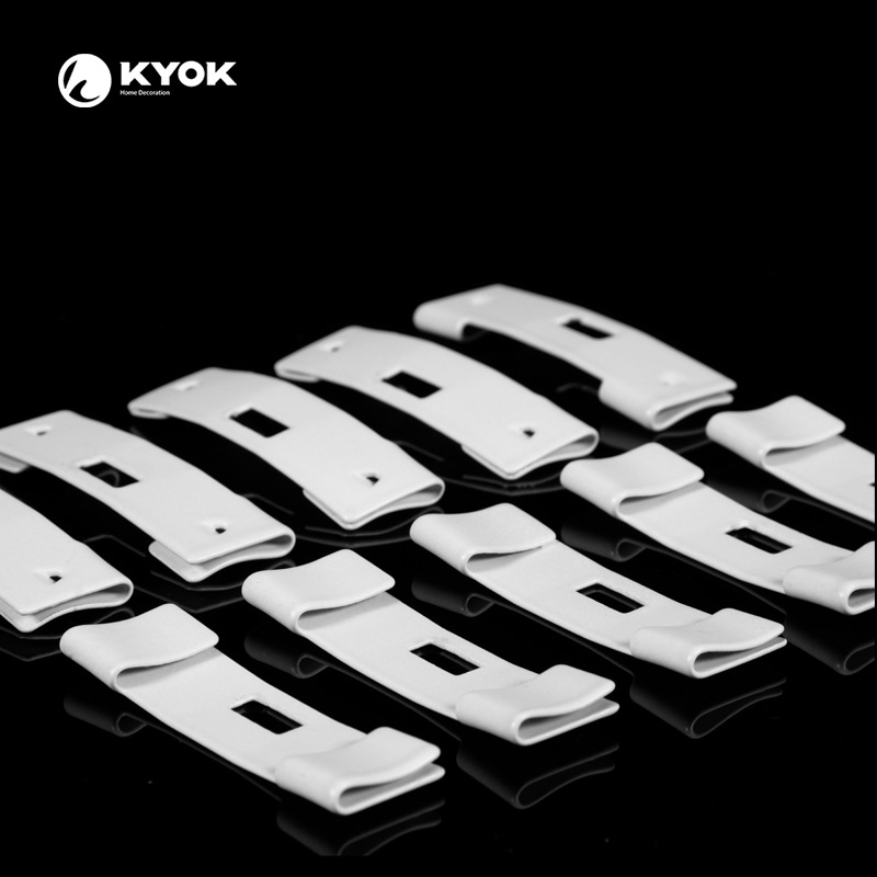 厂家直销批发窗帘铁片夹子挂钩 窗帘扣 窗帘配件挂钩 白色窗帘夹